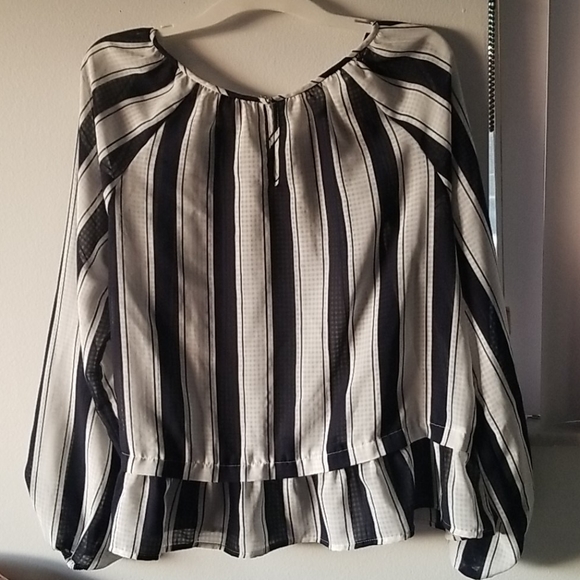Merona Peplum Blouse xxl - Picture 2 of 5